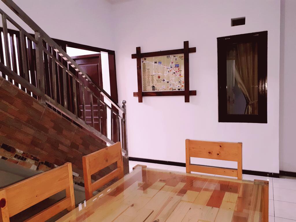 Villa Fifari - 5 Kamar Tidur, 3 Kamar Mandi Batu  Exterior photo