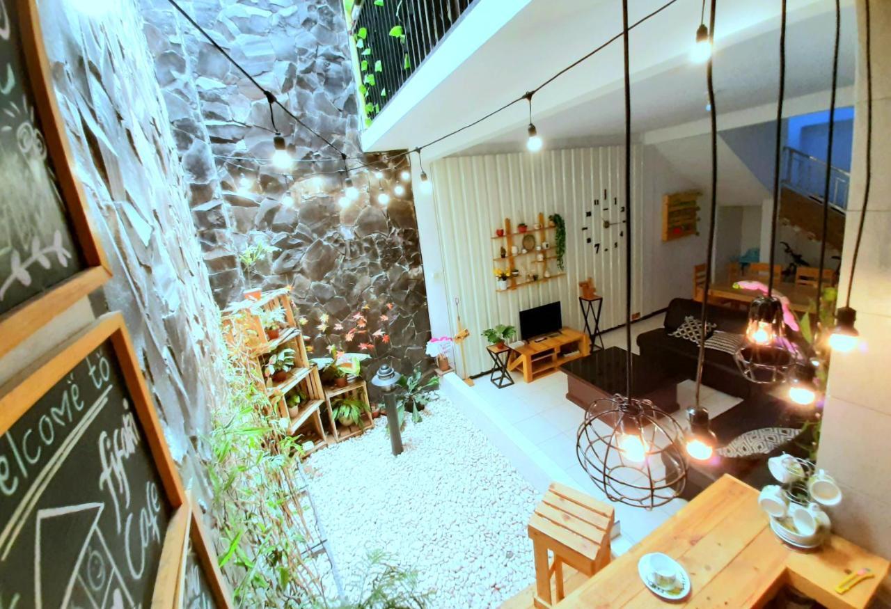 Villa Fifari - 5 Kamar Tidur, 3 Kamar Mandi Batu  Exterior photo